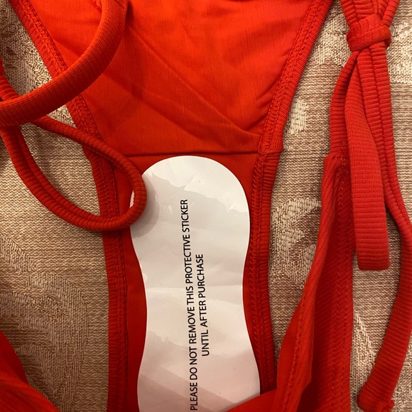 Wilo The. Label Red Bikini Bottom - Picture 3 of 4